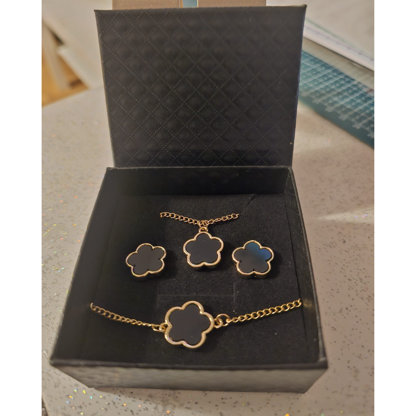 Four-Leaf Clover Set of Necklace Bracelet Earring