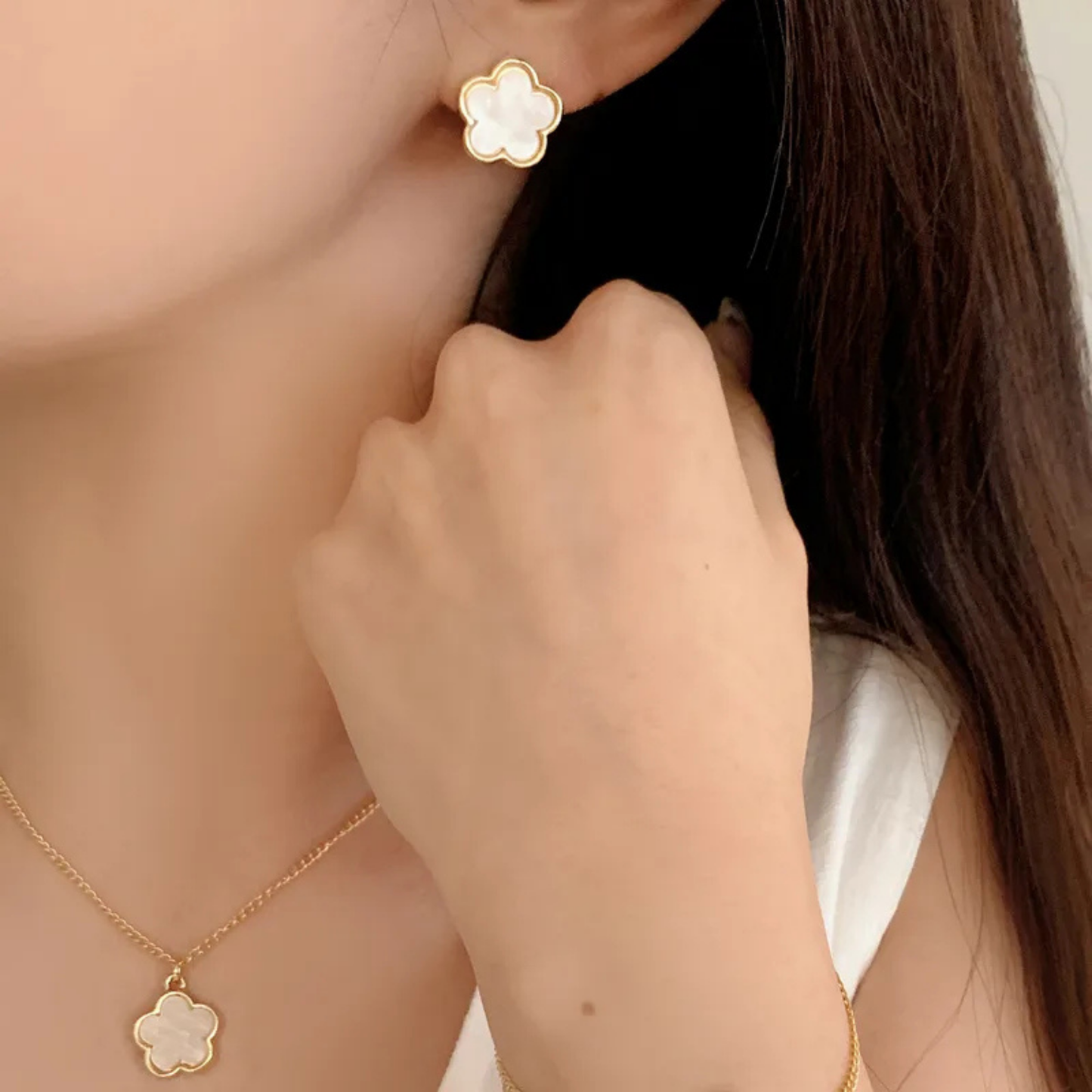 Four-Leaf Clover Set of Necklace Bracelet Earring